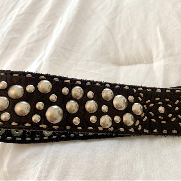 Betsy Johnson Metal Rose Studded Belt - Picture 4 of 7